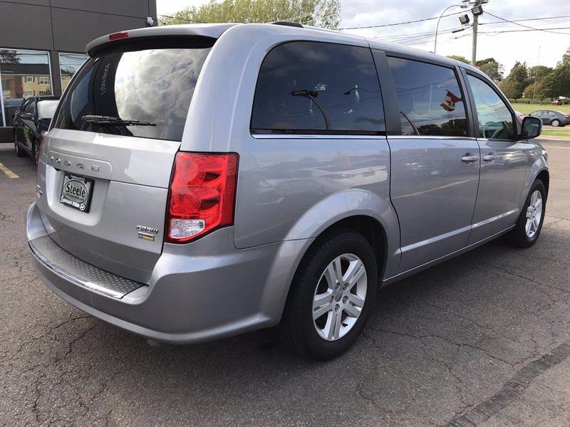 Dodge caravan 2018