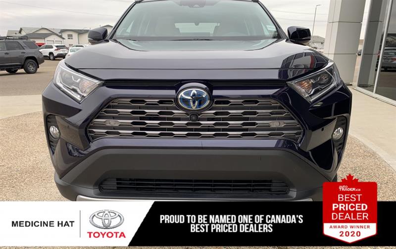 Used Toyota RAV4 2018 for sale in Medicine Hat, Alberta 13552260 Auto123