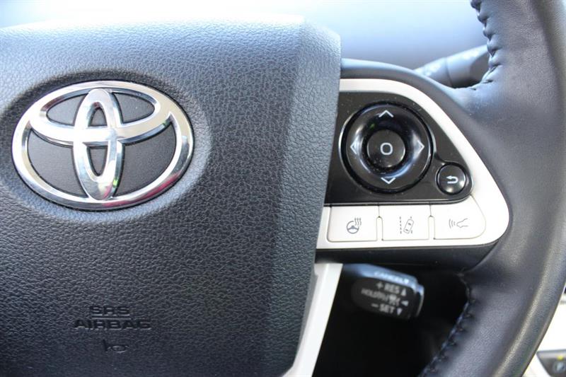 toyota Prius Prime 2018 - 11