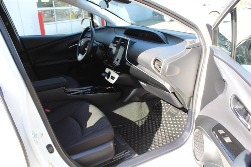 toyota Prius Prime 2018 - 29