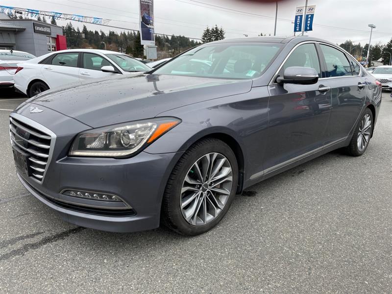 Used Hyundai Genesis 2015 for sale in Nanaimo, British-Columbia ...