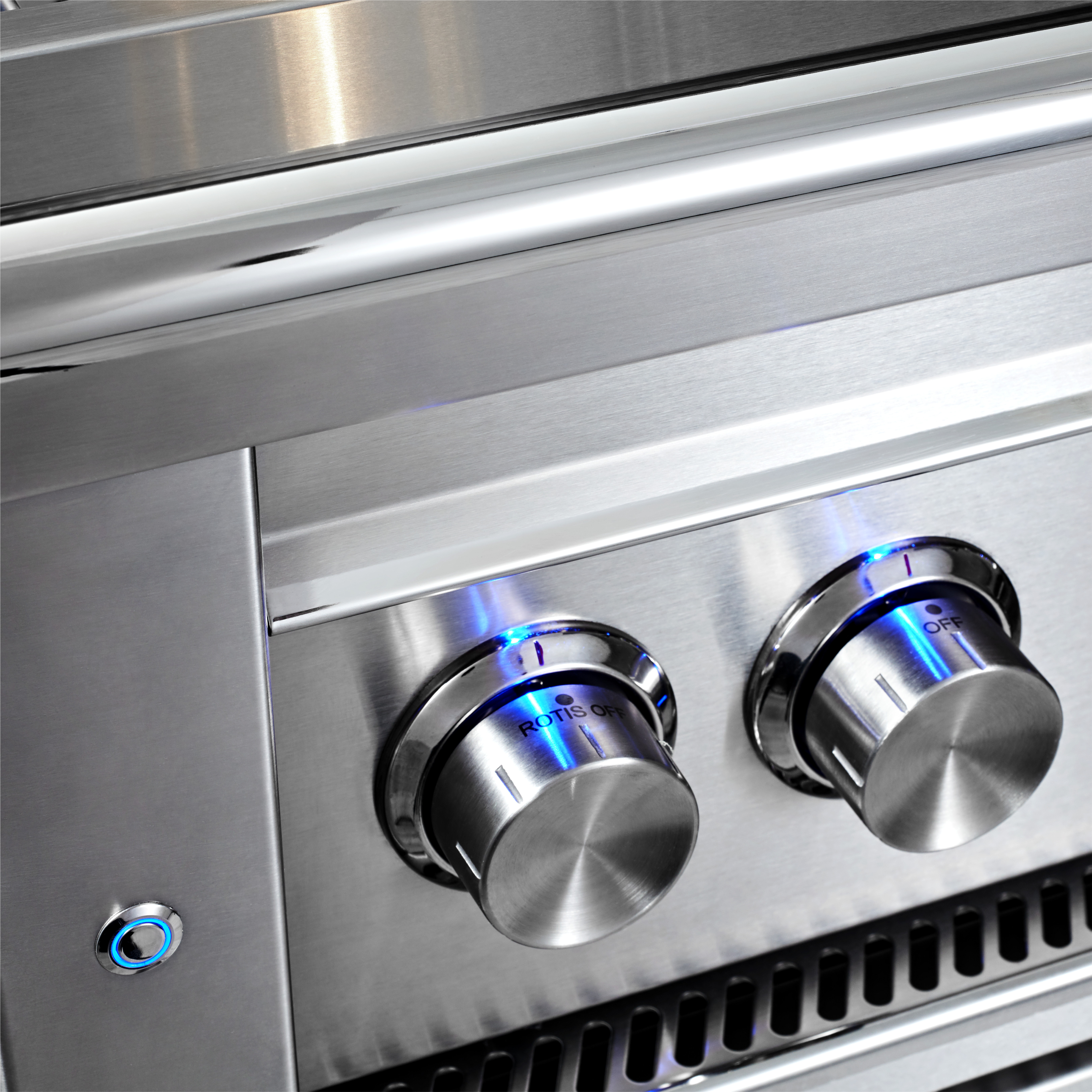 Model: L27R-3-LP | Lynx 27" Lynx Professional Built In Grill with 2 Ceramic Burners and Rotisserie, LP