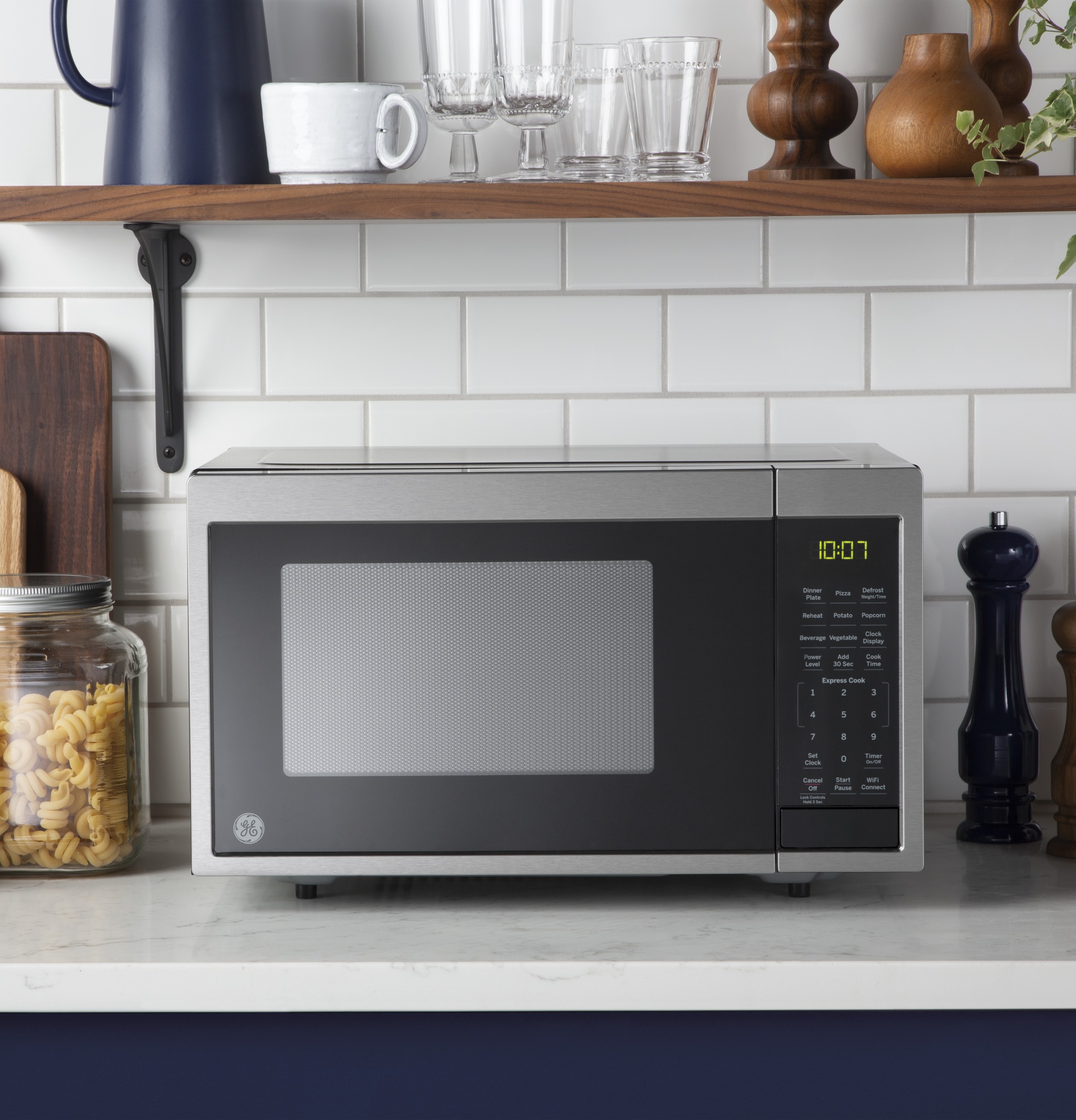 GE JES1097SMSS GE® 0.9 Cu. Ft. Capacity Smart Countertop Microwave
