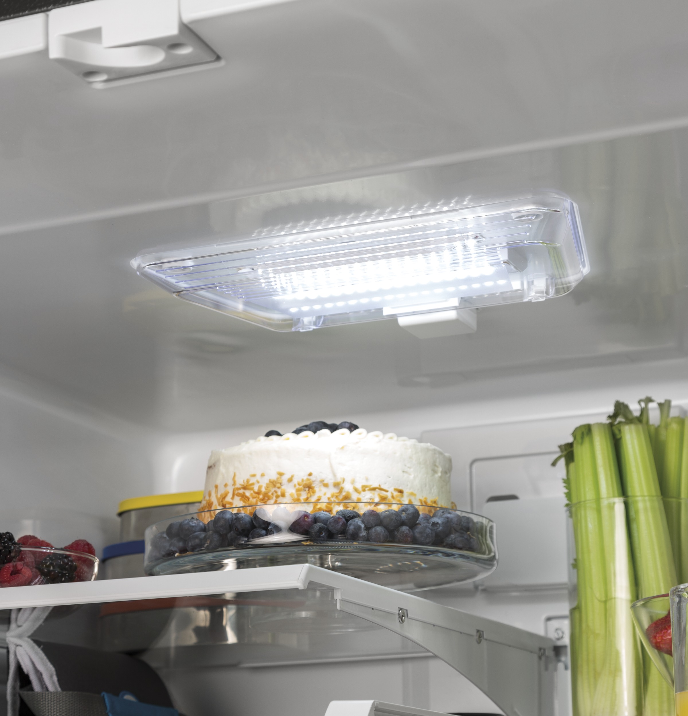 GE GE® ENERGY STAR® 23.6 Cu. Ft. French-Door Refrigerator