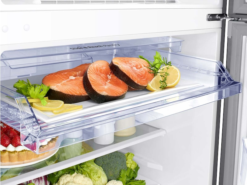 Model: RT18M6215SR | Samsung 18 cu. ft. Capacity Top Freezer Refrigerator with FlexZone™ and Automatic Ice Maker