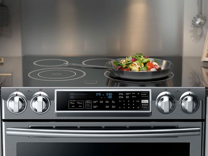 5.8 cu ft. Smart Slide-in Induction Range with Virtual Flame™ in