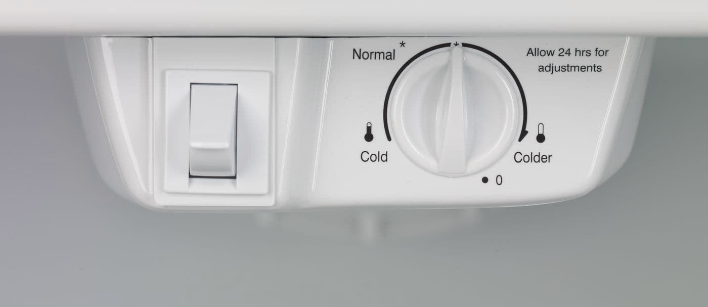Model: FFHT1514TS | Frigidaire 15 Cu. Ft. Top Freezer Refrigerator
