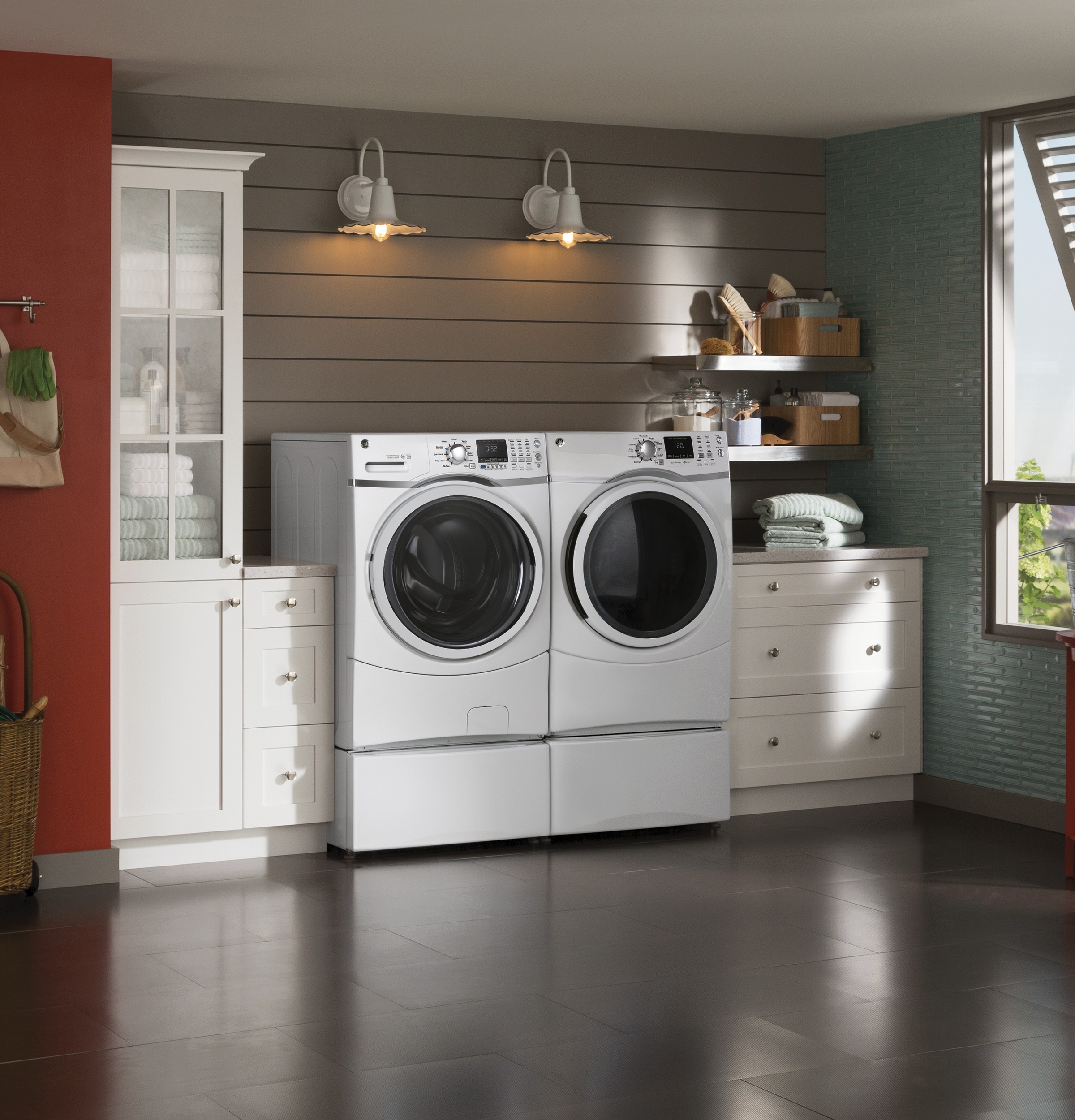 GE SBSD137HWW Laundry Front Load PedestalSBSD137HWW Matterns