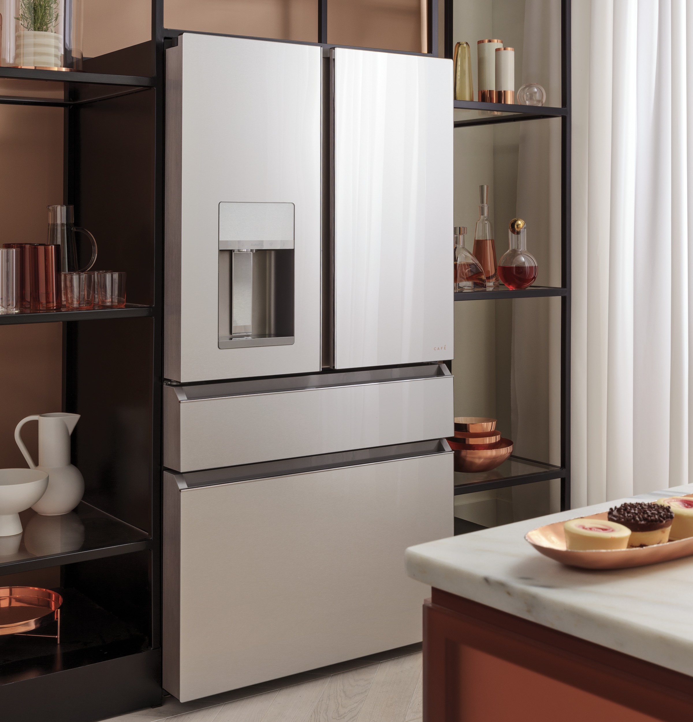 Cafe CVE28DM5NS5 Café™ ENERGY STAR® 27.8 Cu. Ft. Smart 4Door FrenchDoor Refrigerator in