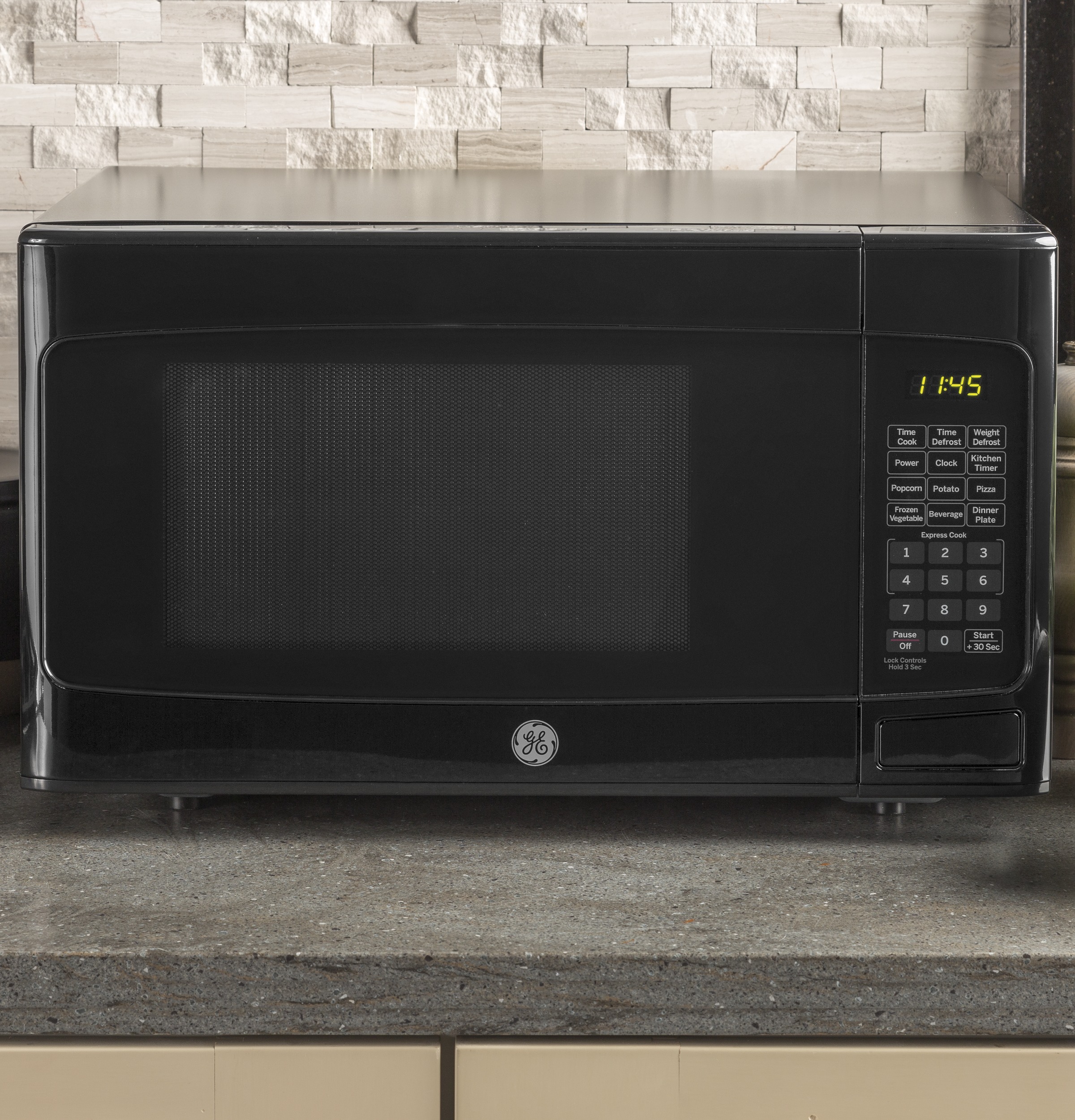 Model: JESP313DPBB | GE GE® 1.1 Cu. Ft. Capacity Countertop Microwave Oven