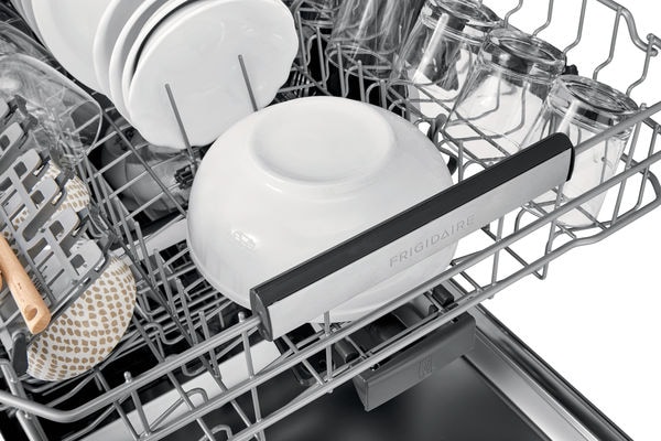 frigidaire professional dishwasher fpid2498sf