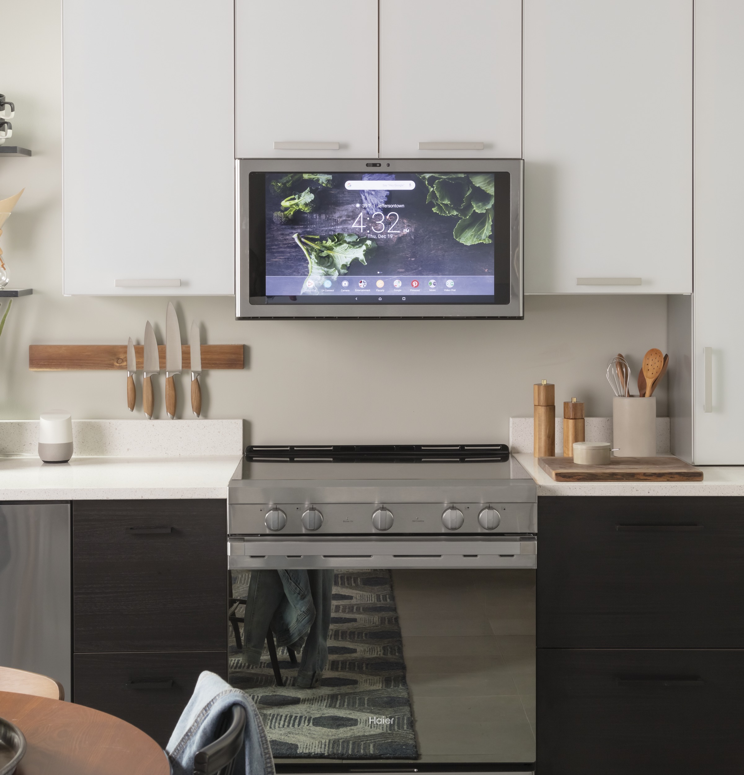 Haier QSS740RNSS 30" Smart SlideIn Electric Range with Convection