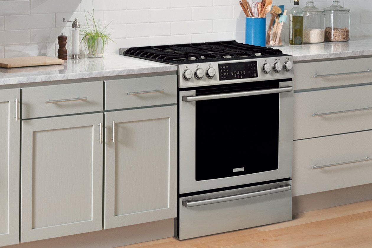 Electrolux 30 Freestanding Range with IQ-Touch Controls