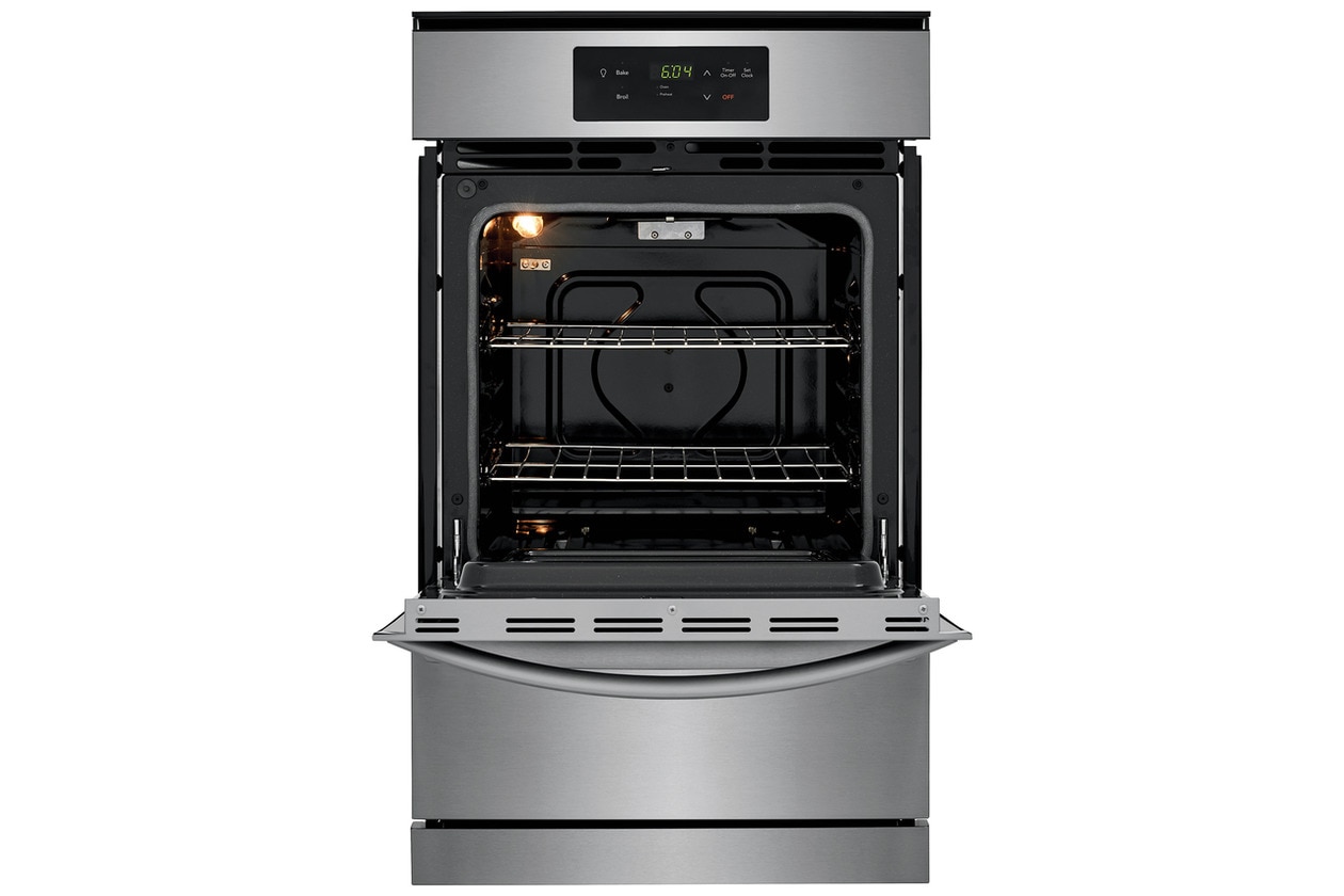 Model: FFGW2426UB | Frigidaire 24" Single Gas Wall Oven