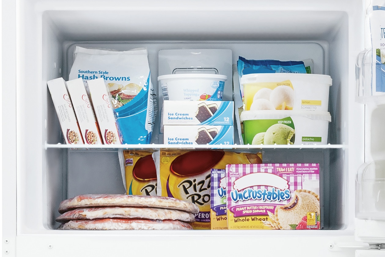 Model: FFHT2033VS | Frigidaire 20.4 Cu. Ft. Top Freezer Refrigerator
