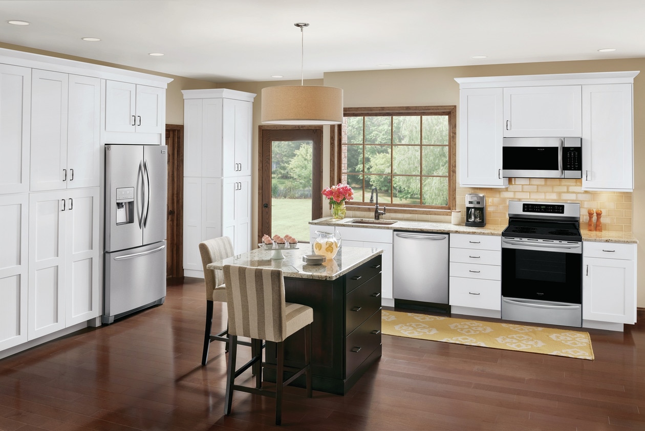 Frigidaire Gallery FGHG2368TF 22.4 Cu. Ft. CounterDepth French