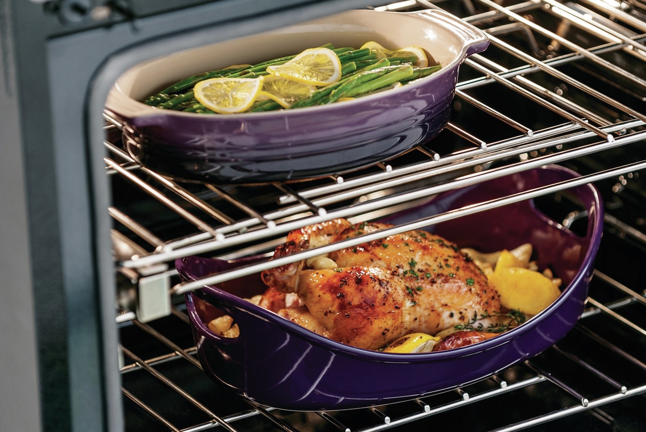 Model: FPEH3077RF | Frigidaire Professional 30" Electric Front Control Freestanding