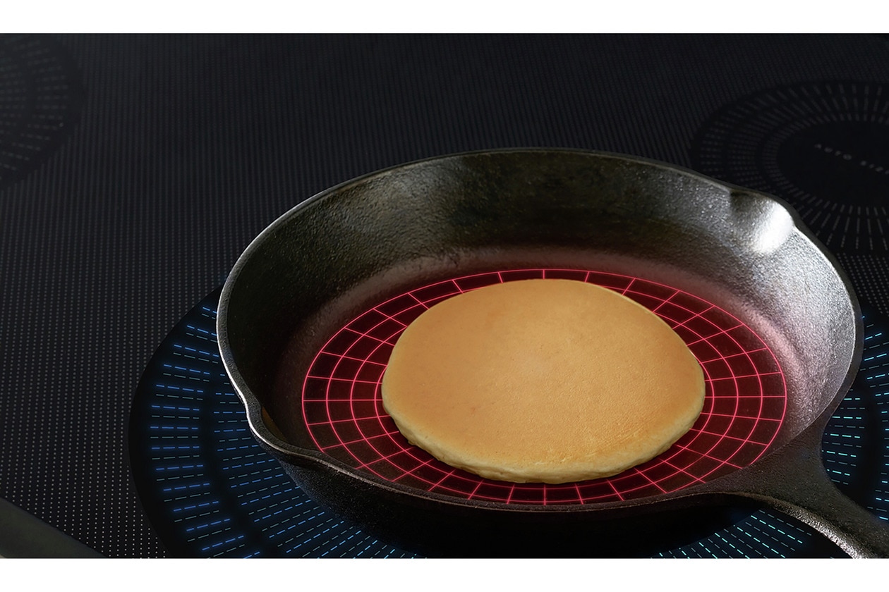 Frigidaire Gallery GCRI3058AD 30" Freestanding Induction Range with