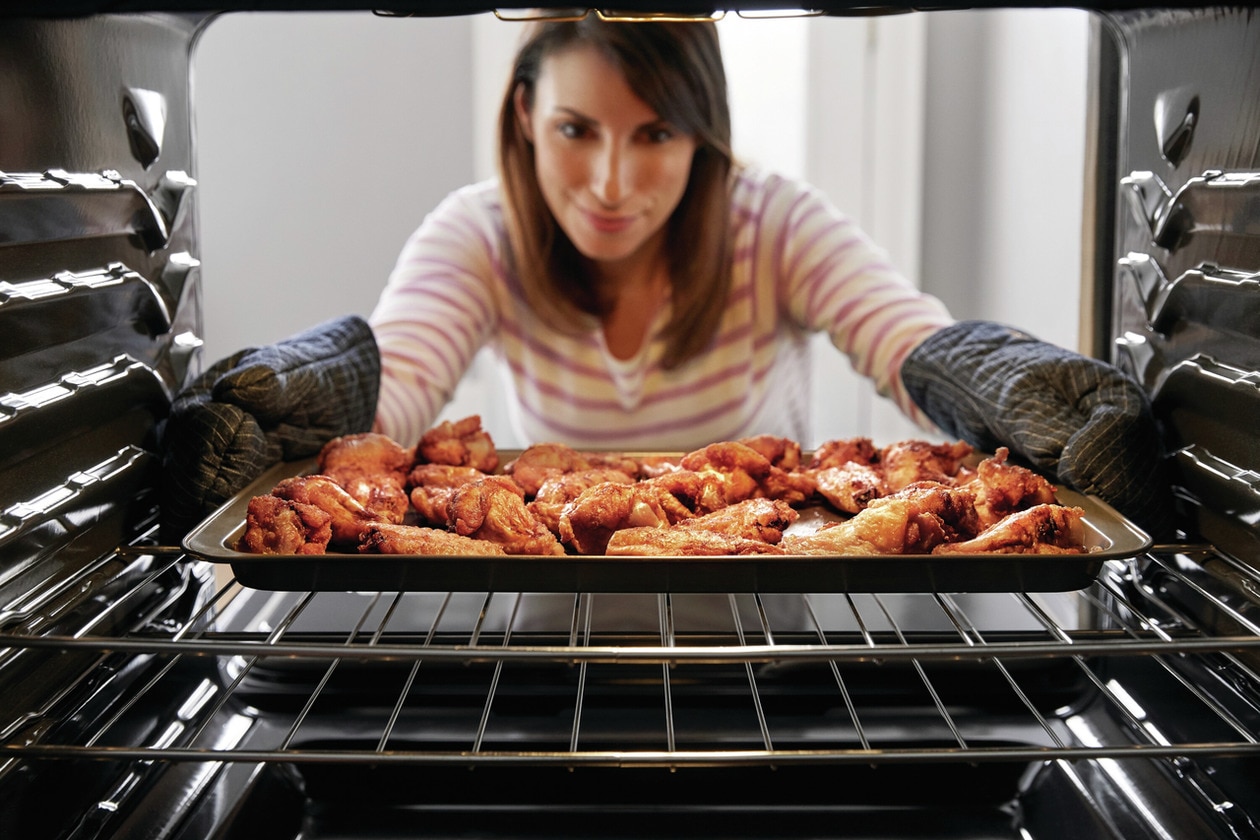 Frigidaire Professional PCFG3078AF 30" Front Control Gas Range with