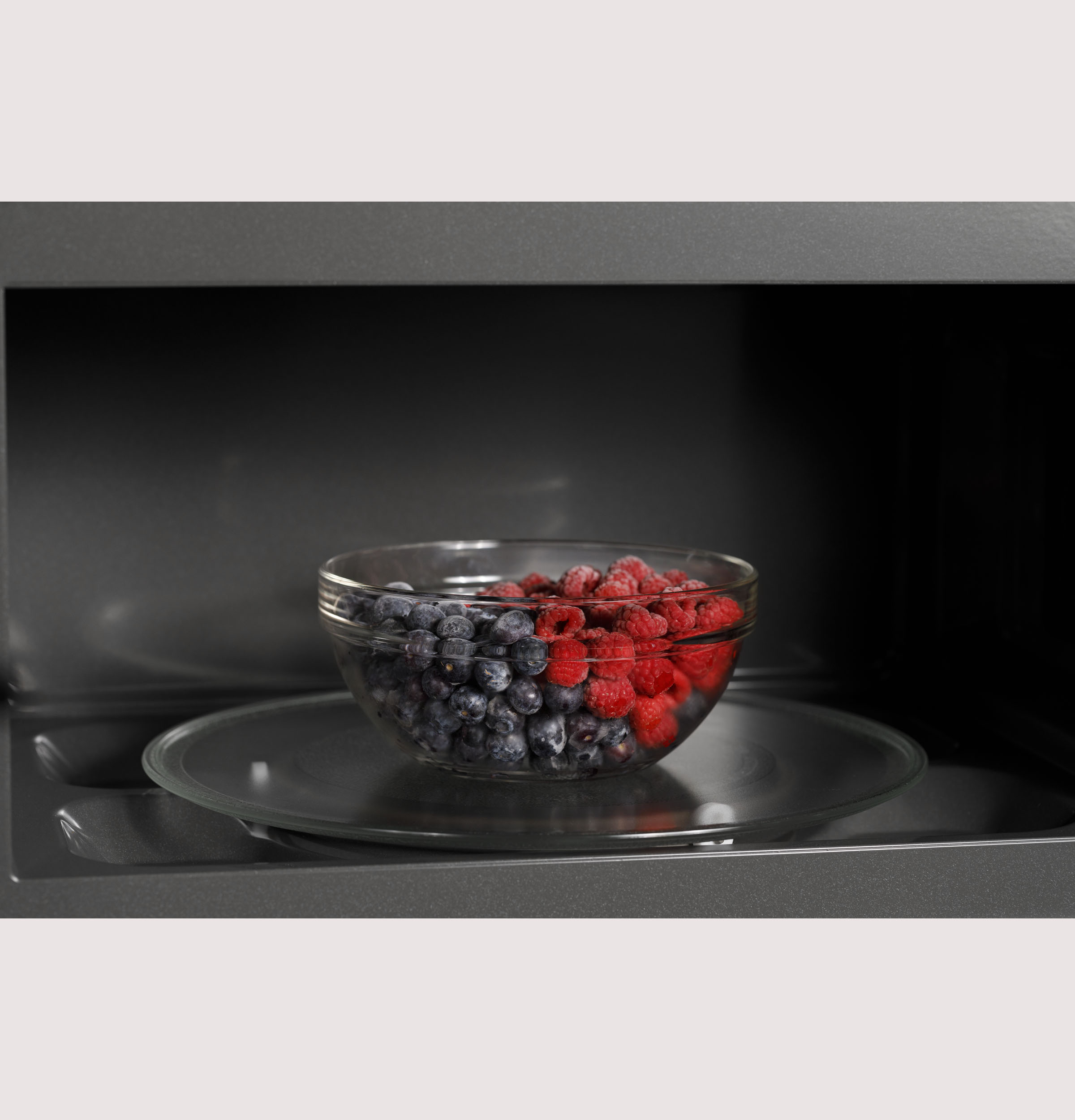 GE Profile PVM9215SKSS GE Profile™ 2.1 Cu. Ft. OvertheRange