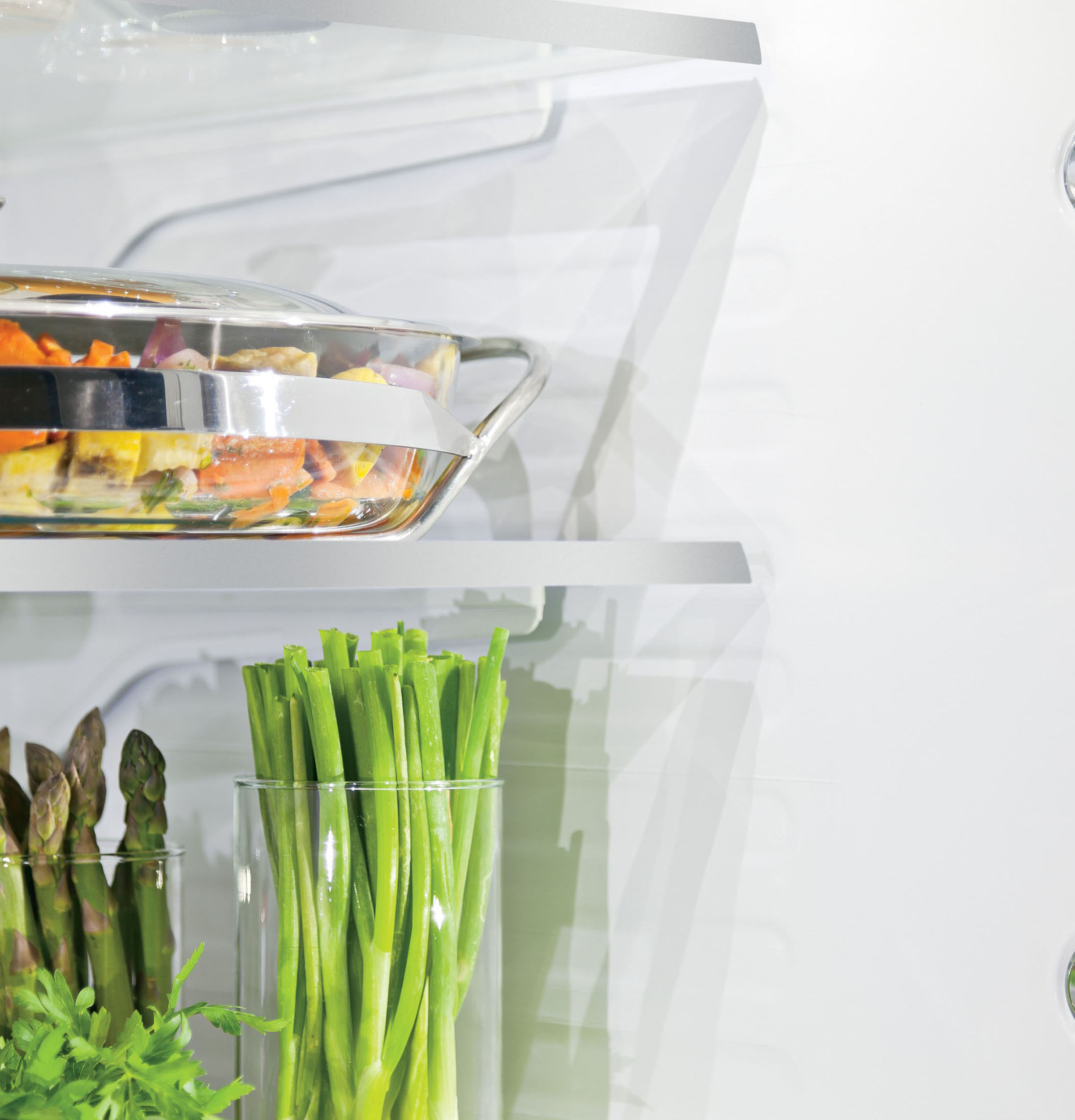 Model: PYE22KELDS | GE Profile GE Profile™ Series ENERGY STAR® 22.1 Cu. Ft. Counter-Depth French-Door Refrigerator with Hands-Free AutoFill