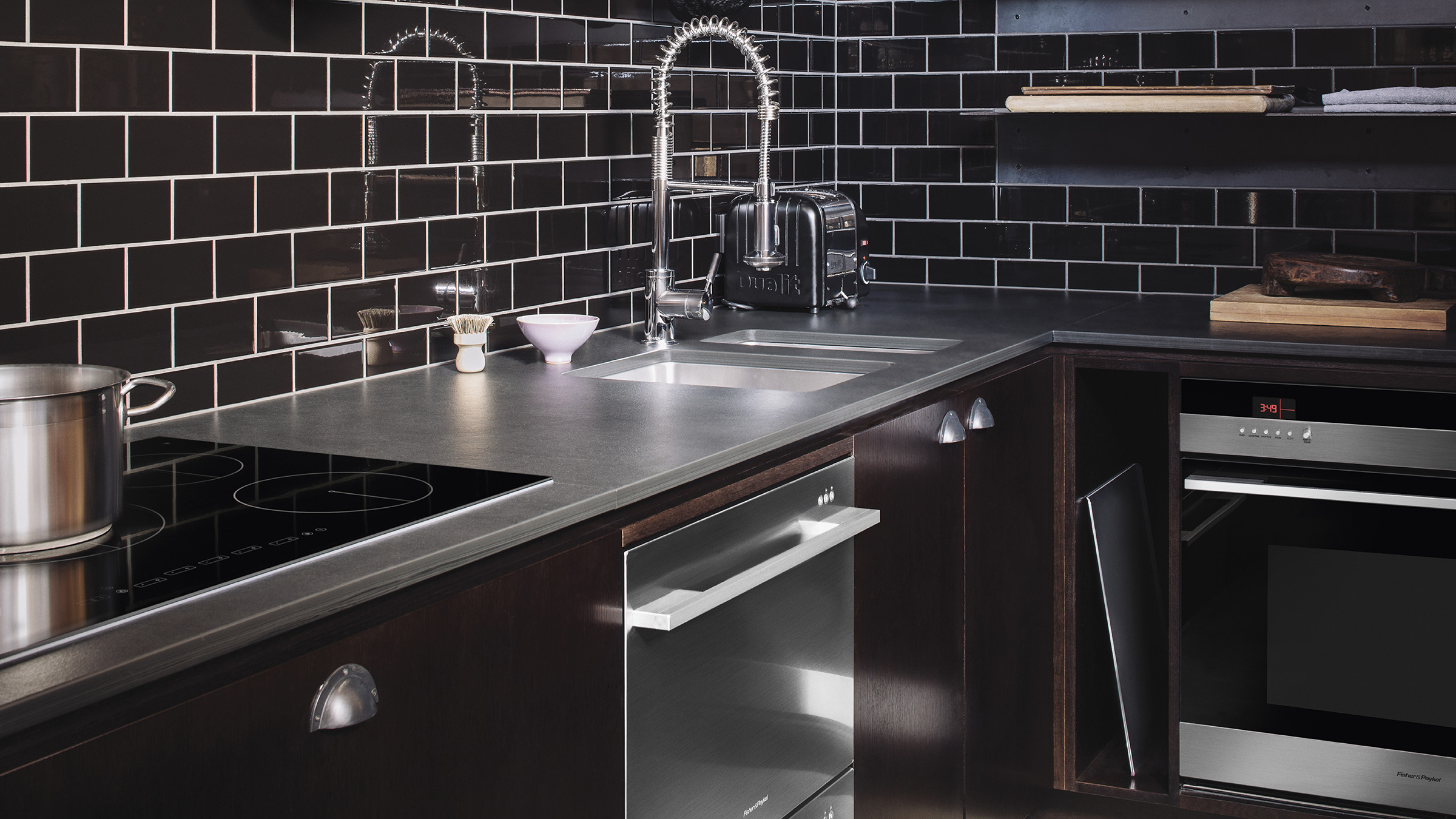 Model: DD24DDFTX9_N | Fisher and Paykel Double DishDrawer™, 14 Place Settings, Sanitize (Tall)