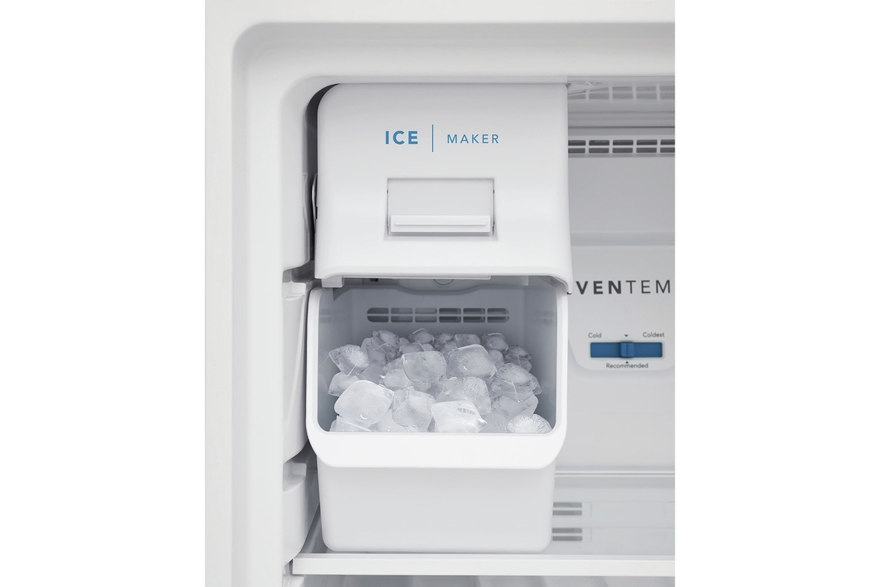 Summit - Microwave/Refrigerator-Freezer Combination with Allocator