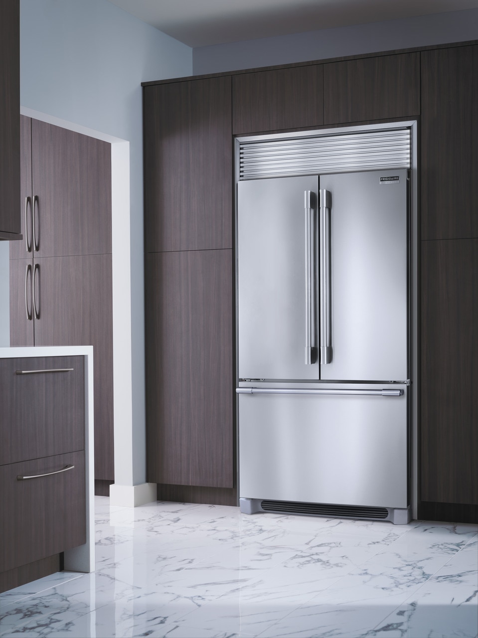 Model: FPBG2278UF | Frigidaire Professional 22.3 Cu. Ft. French Door Counter-Depth Refrigerator