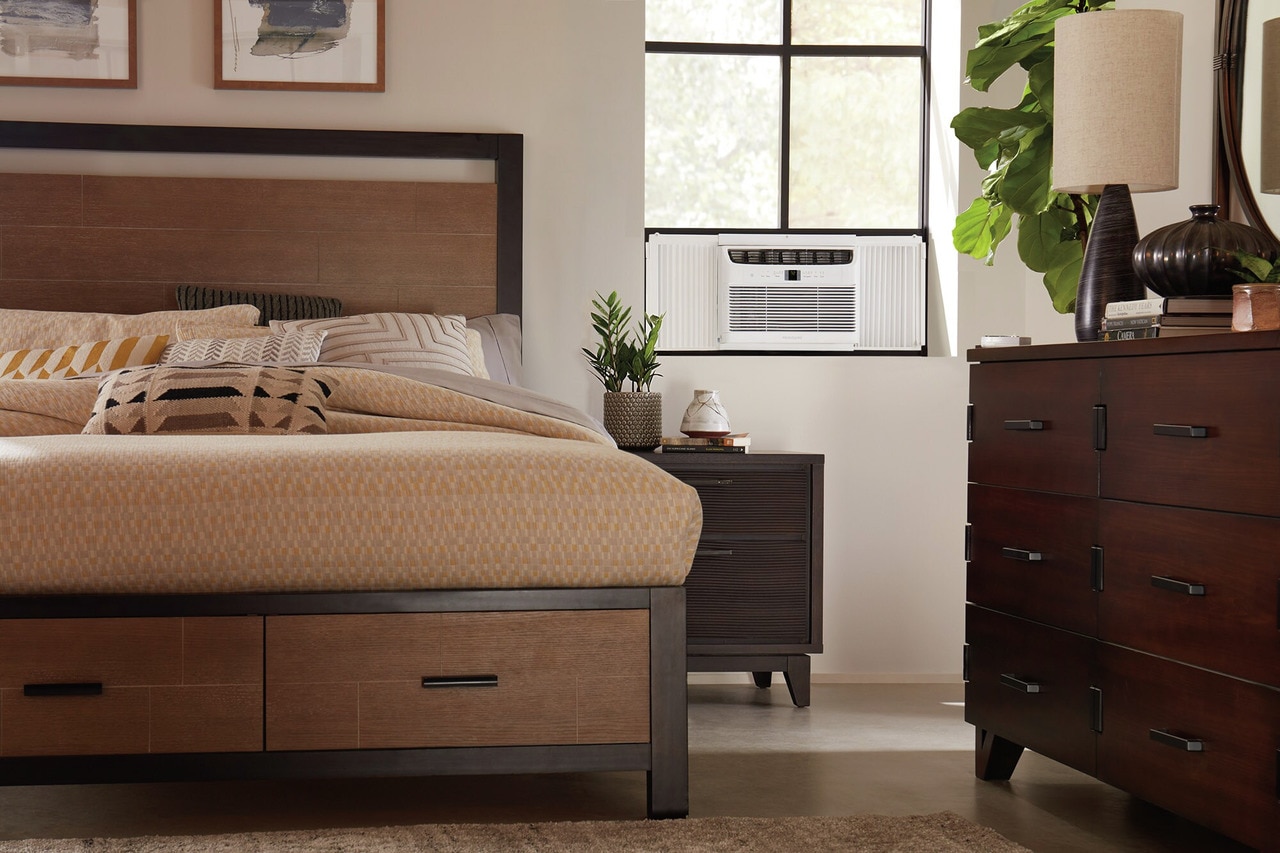 Model: FFRA052WAE | Frigidaire 5,000 BTU Window-Mounted Room Air Conditioner