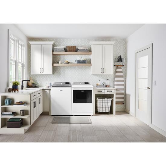Model: MGD7230HW - SD | Maytag Smart Top Load Gas Dryer with Extra Power Button - 7.4 cu. ft. (SCRATCH AND DENT)