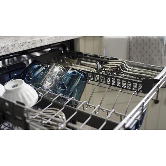 Maytag MDB9959SKZ Top control dishwasher with Third Level Rack and Dual Power filtration