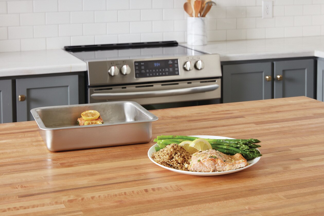 Model: 5304525118 | Electrolux Marinade and Oven Pan