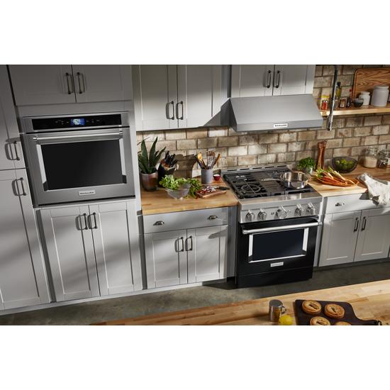Model: KFGC500JBK | KitchenAid KitchenAid® 30'' Smart Commercial-Style Gas Range with 4 Burners
