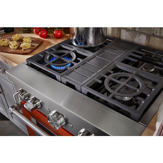 Model: KFDC500JSC | KitchenAid KitchenAid® 30'' Smart Commercial-Style Dual Fuel Range with 4 Burners