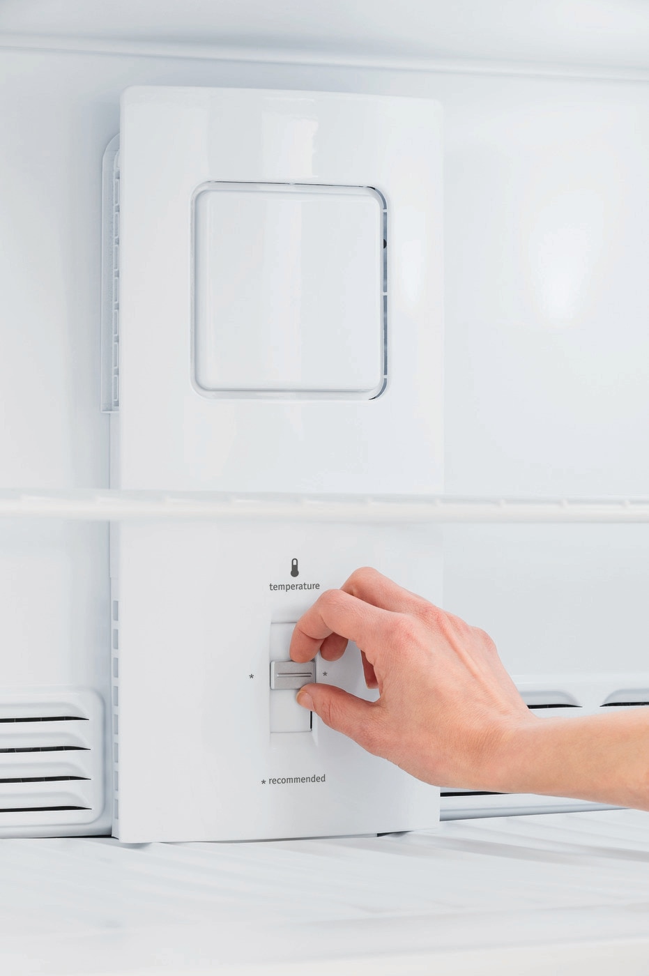 Model: FFHT1621TW | Frigidaire Energy Star Qualified. Total Capacity - Cu. Ft. : 16.3