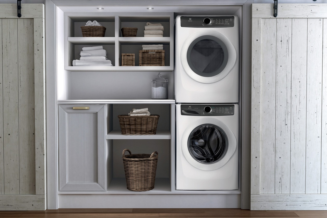 Model: EFMG627UTT | Electrolux Front Load Perfect Steam™ Gas Dryer with PredictiveDry™ and Instant Refresh - 8.0. Cu. Ft.