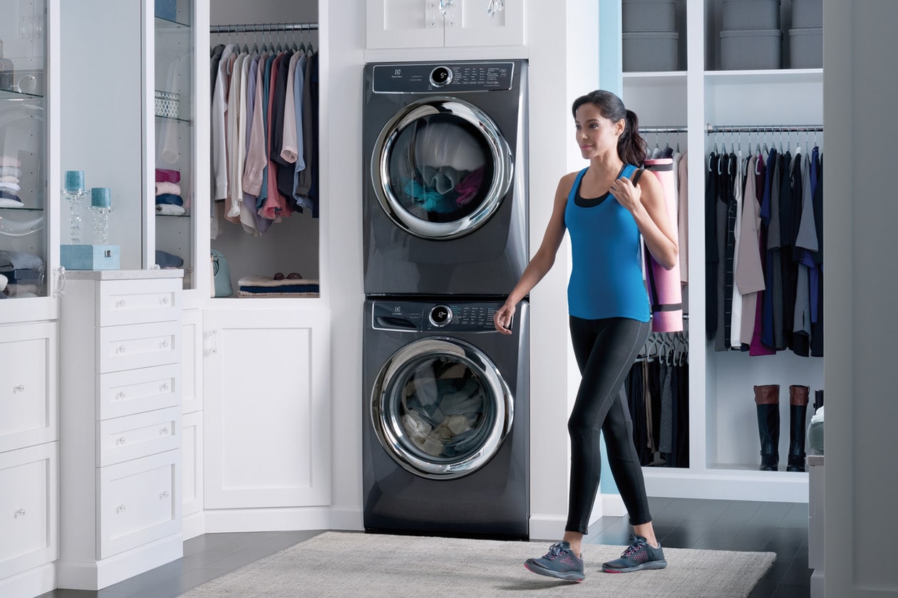Model: EFMG627UTT | Electrolux Front Load Perfect Steam™ Gas Dryer with PredictiveDry™ and Instant Refresh - 8.0. Cu. Ft.