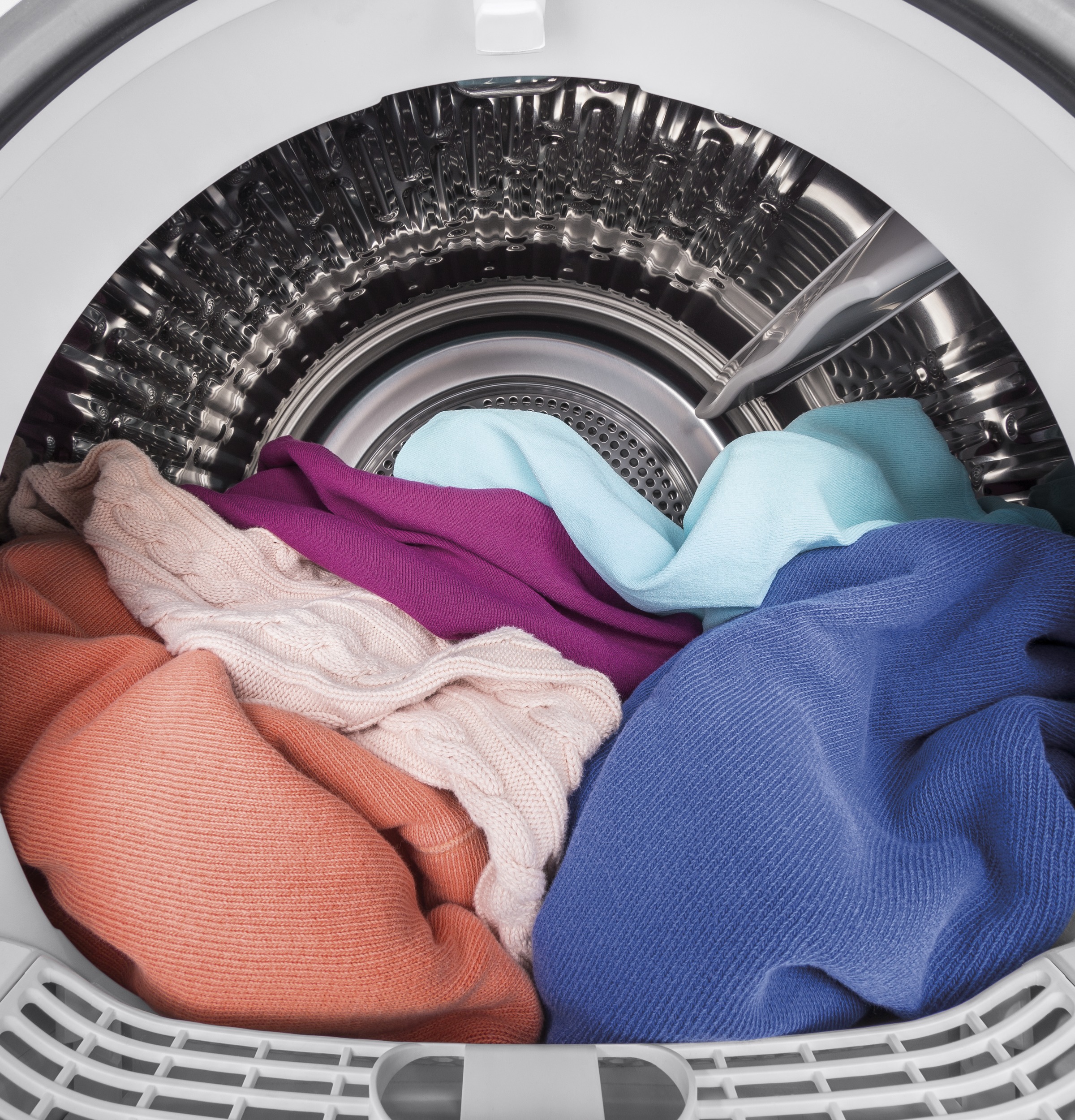 Model: GFD14ESSNWWSD | GE GE®  24" 4.3 Cu.Ft. Front Load Vented Electric Dryer with Stainless Steel Basket