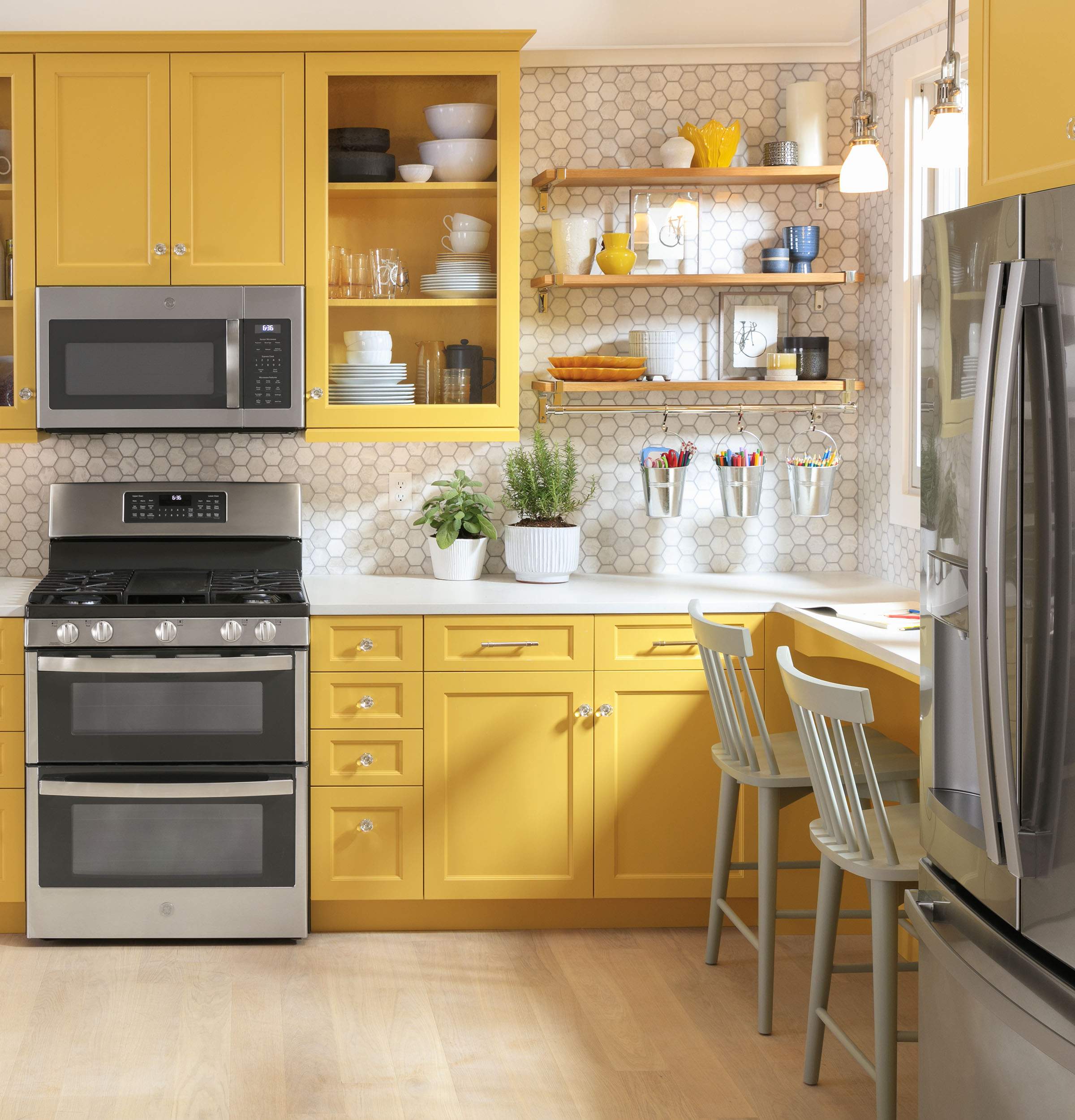 Model: JGBS86SPSS-D | GE GE® 30" Free-Standing Gas Double Oven Convection Range
