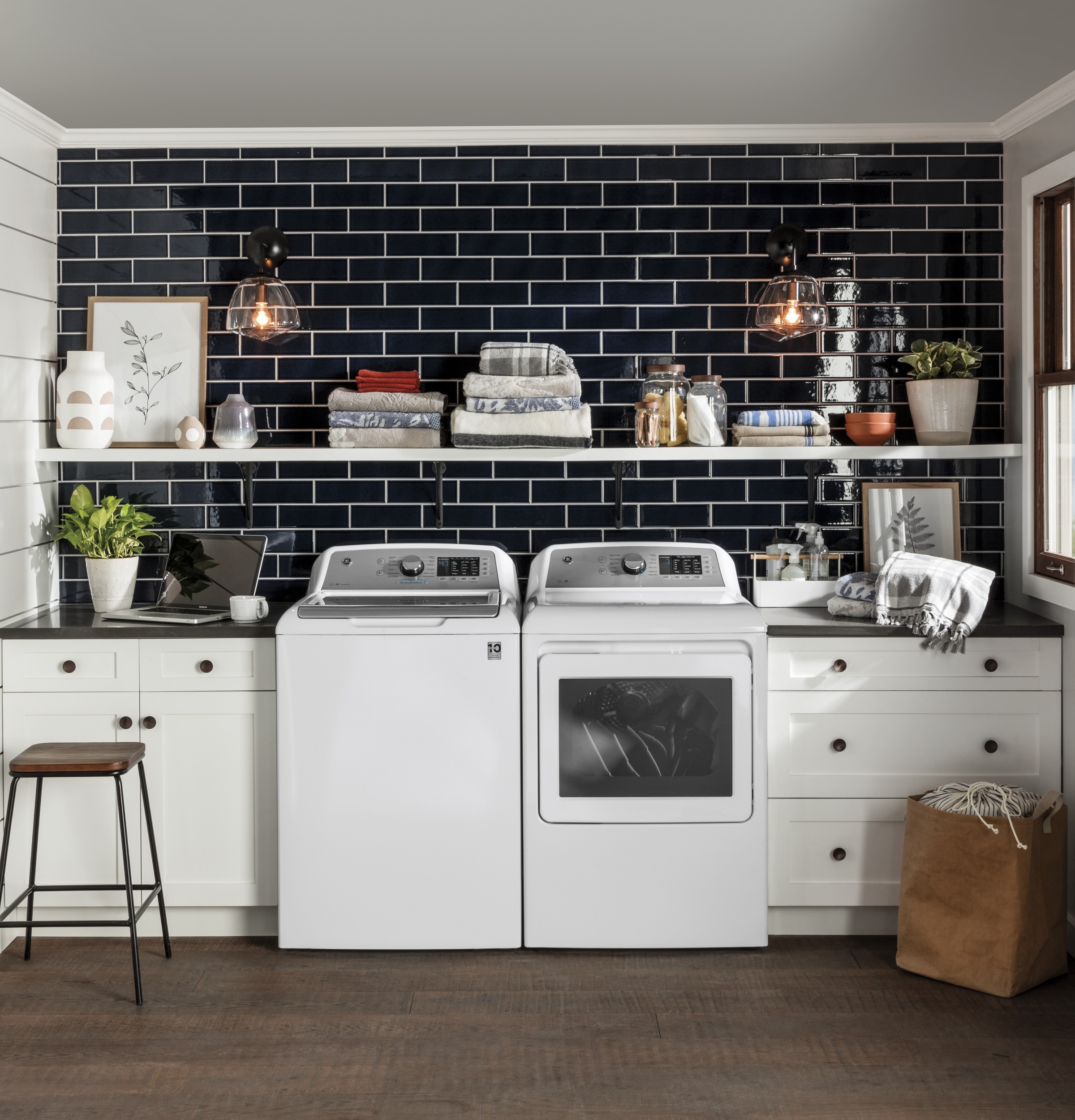 GE GTW720BSNWS GE® 4.8 cu. ft. Capacity Washer with Sanitize w/Oxi