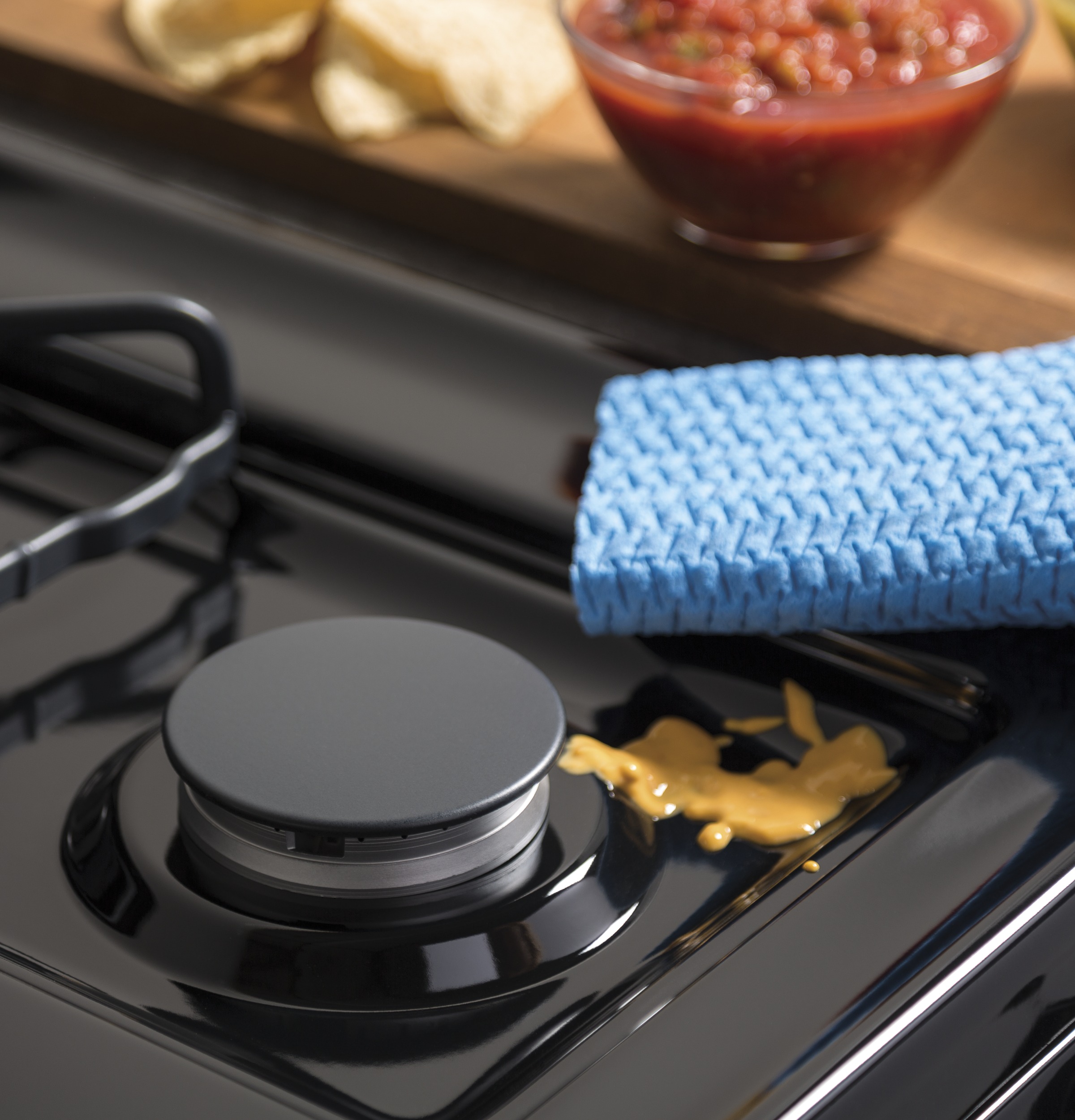 Model: JGBS10DEMBB - S/D  | GE GE® 30" Free-Standing Front Control Gas Range