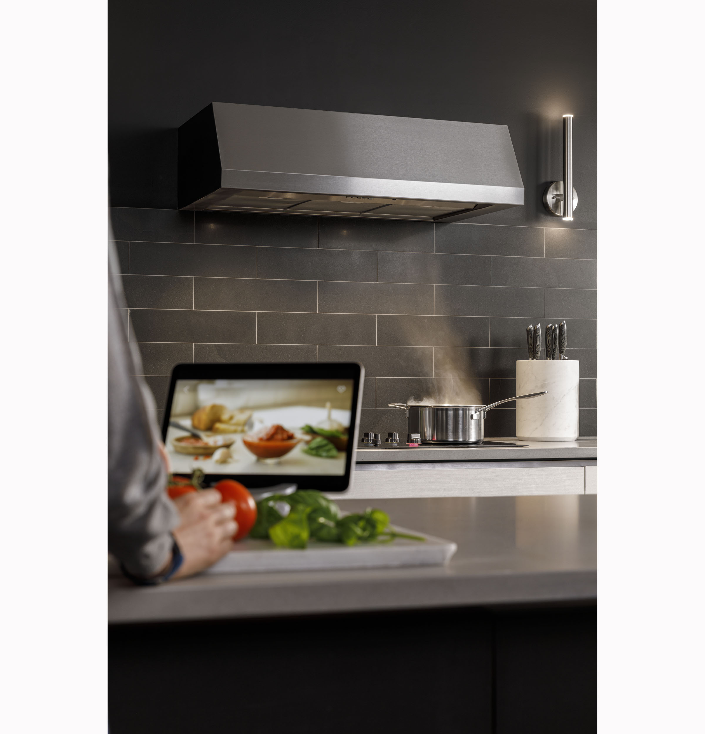 GE Profile - UVW8364SPSS - 36” Designer Wall Mount Hood w/ Dimmable LED  Lighting-UVW8364SPSS | Highway Appliance, Television, Bedding, Furniture,  and Grills