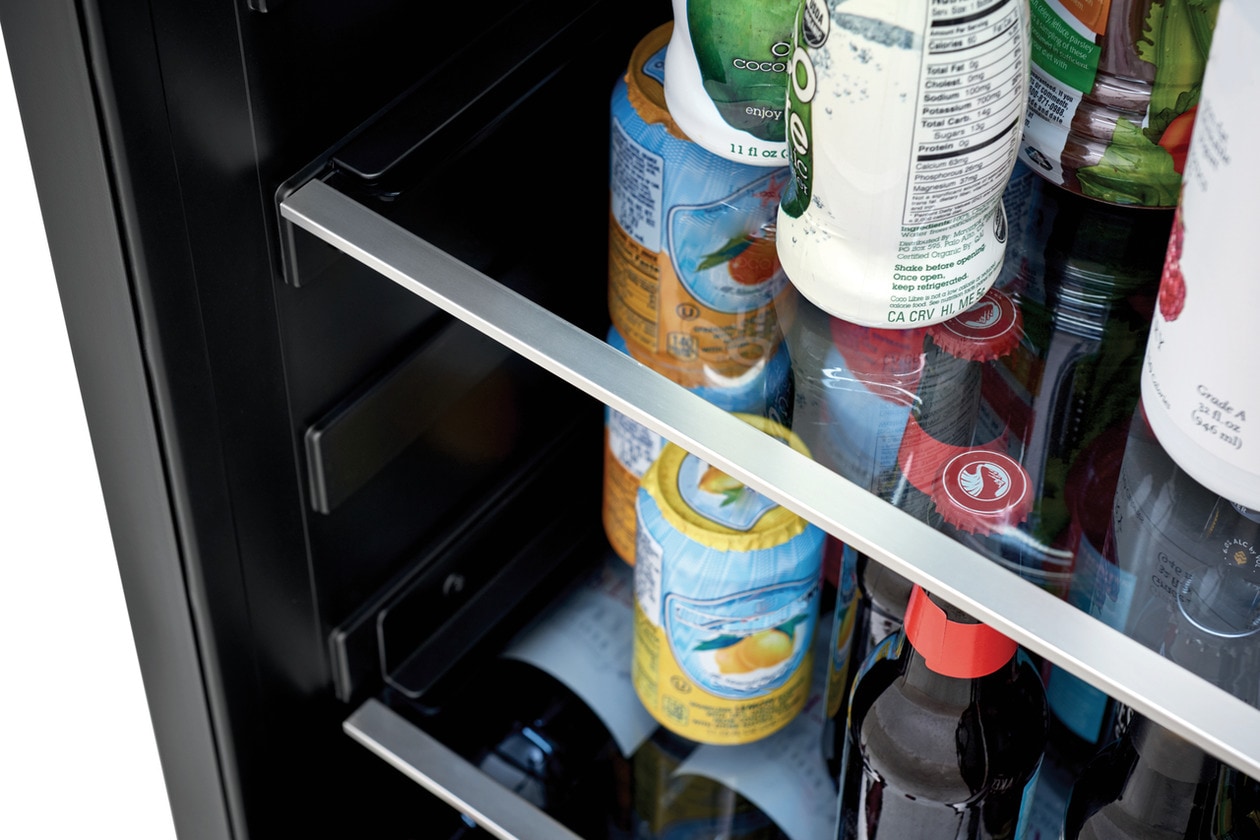 Electrolux ei24bc15vs 5.1 cu ft beverage center top