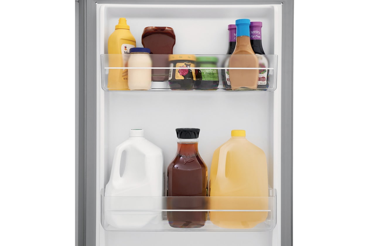 Frigidaire - FFET1022UW - 10.1 Cu. Ft. Top Freezer Apartment-Size  Refrigerator-FFET1022UW