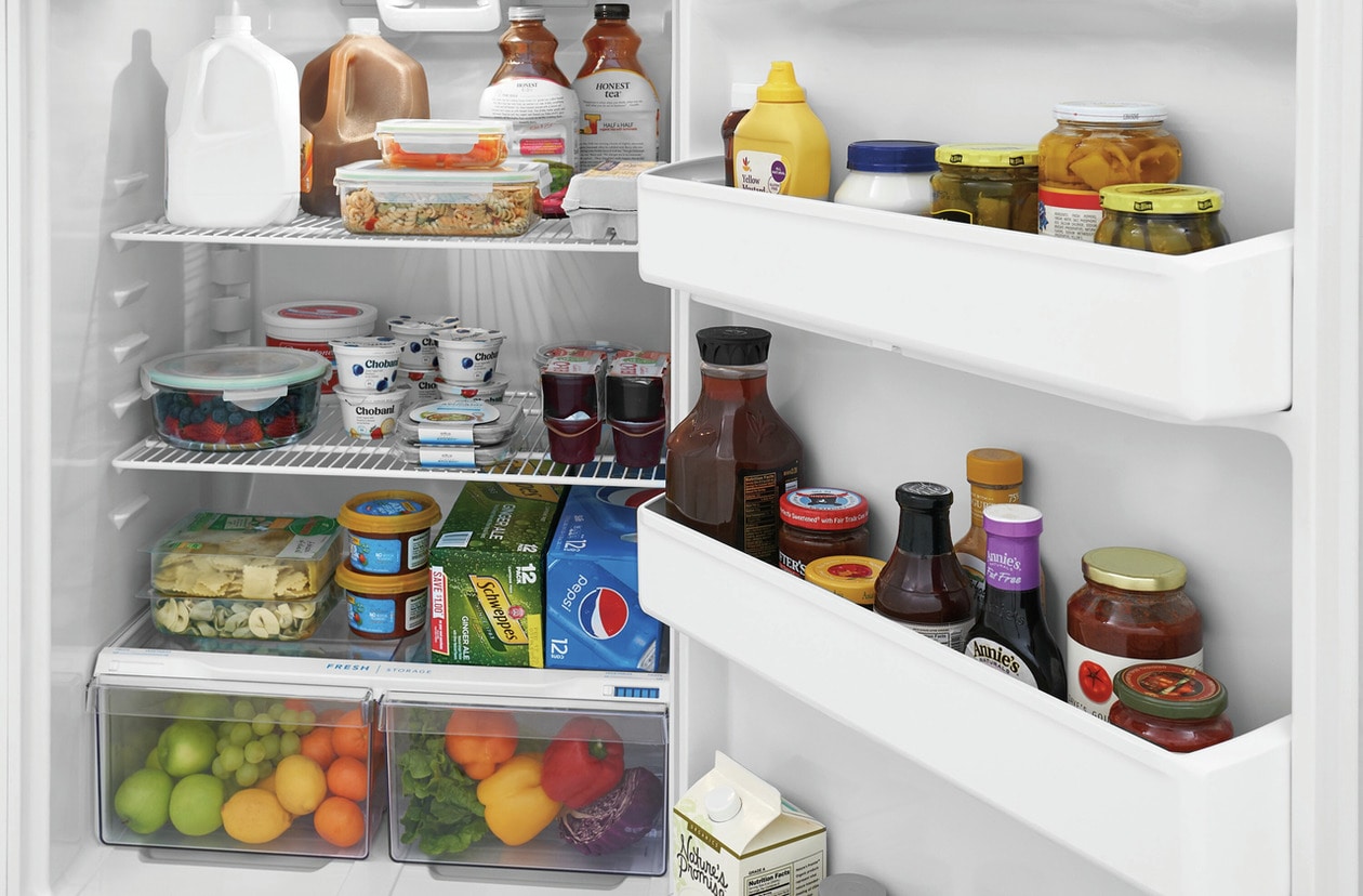Model: FFHT1814WW | Frigidaire 18 Cu. Ft. Garage Ready Top Freezer Refrigerator