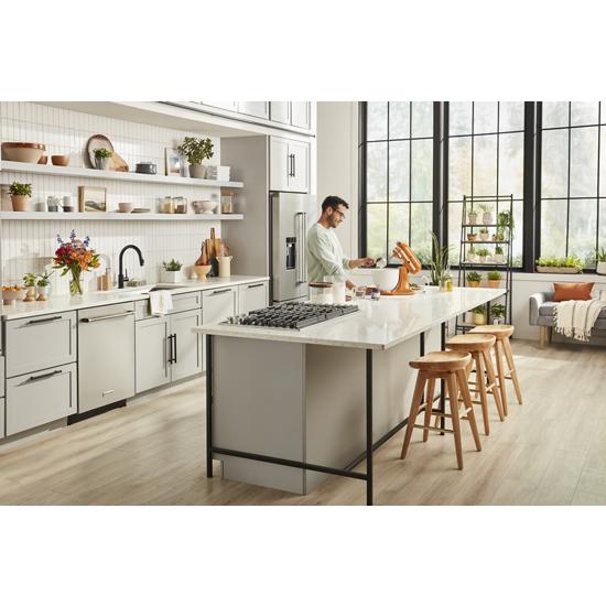 Model: KRFC704FPSSD | KitchenAid 23.8 cu. ft. 36" Counter-Depth French Door Platinum Interior Refrigerator with PrintShield™ Finish