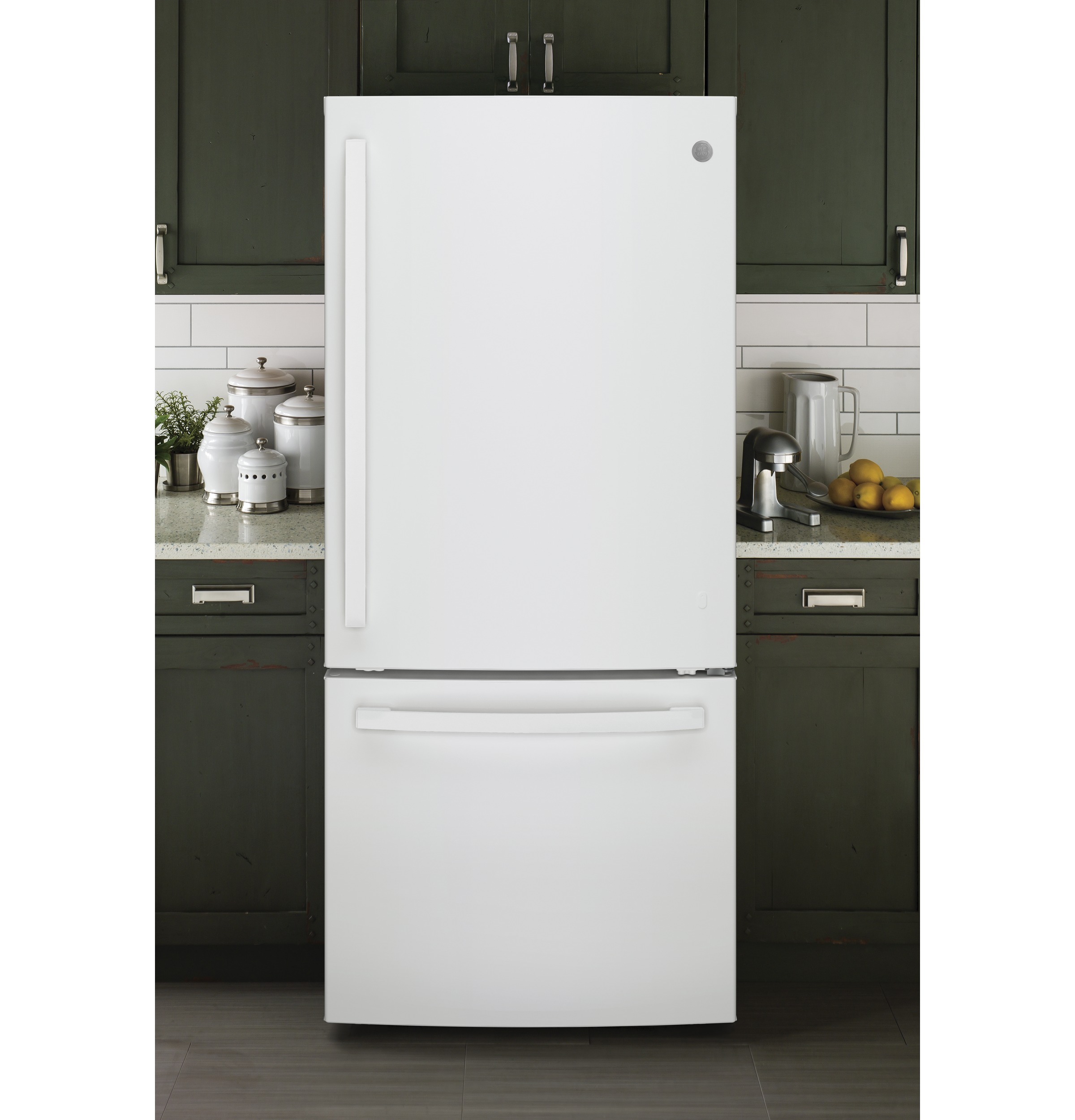 GE GDE21EGKWW GE® ENERGY STAR® 21.0 Cu. Ft. BottomFreezer