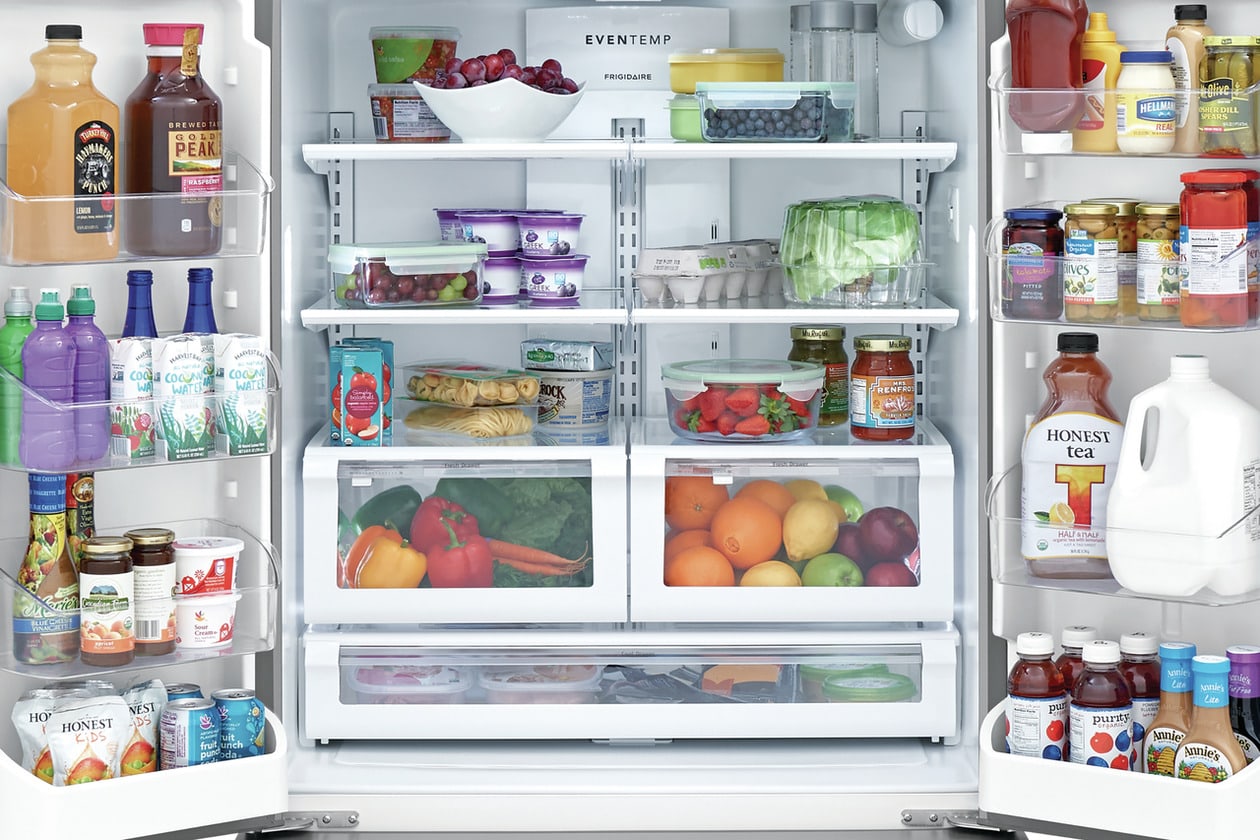 Model: FFHN2750TS | Frigidaire 27.6 Cu. Ft. French Door Refrigerator