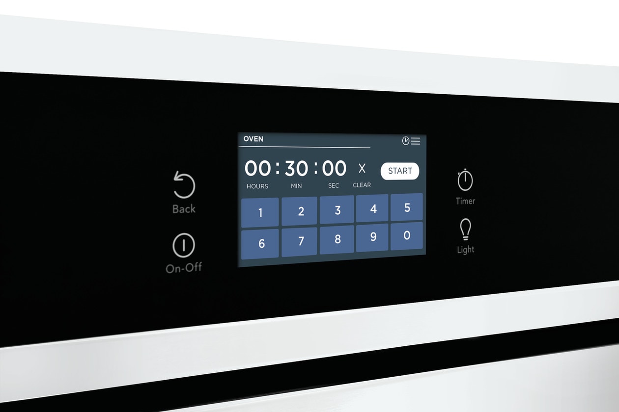 Model: FCWS2727AW | Frigidaire 27" Single Electric Wall Oven with Fan Convection