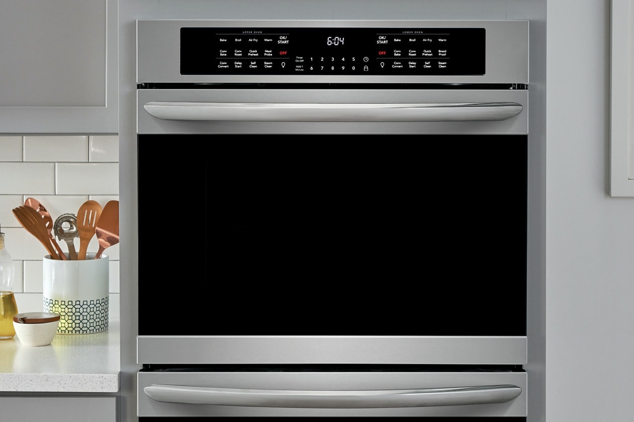 Model: AFT27FRIG | Frigidaire ReadyCook™ 27" Air Fry Tray